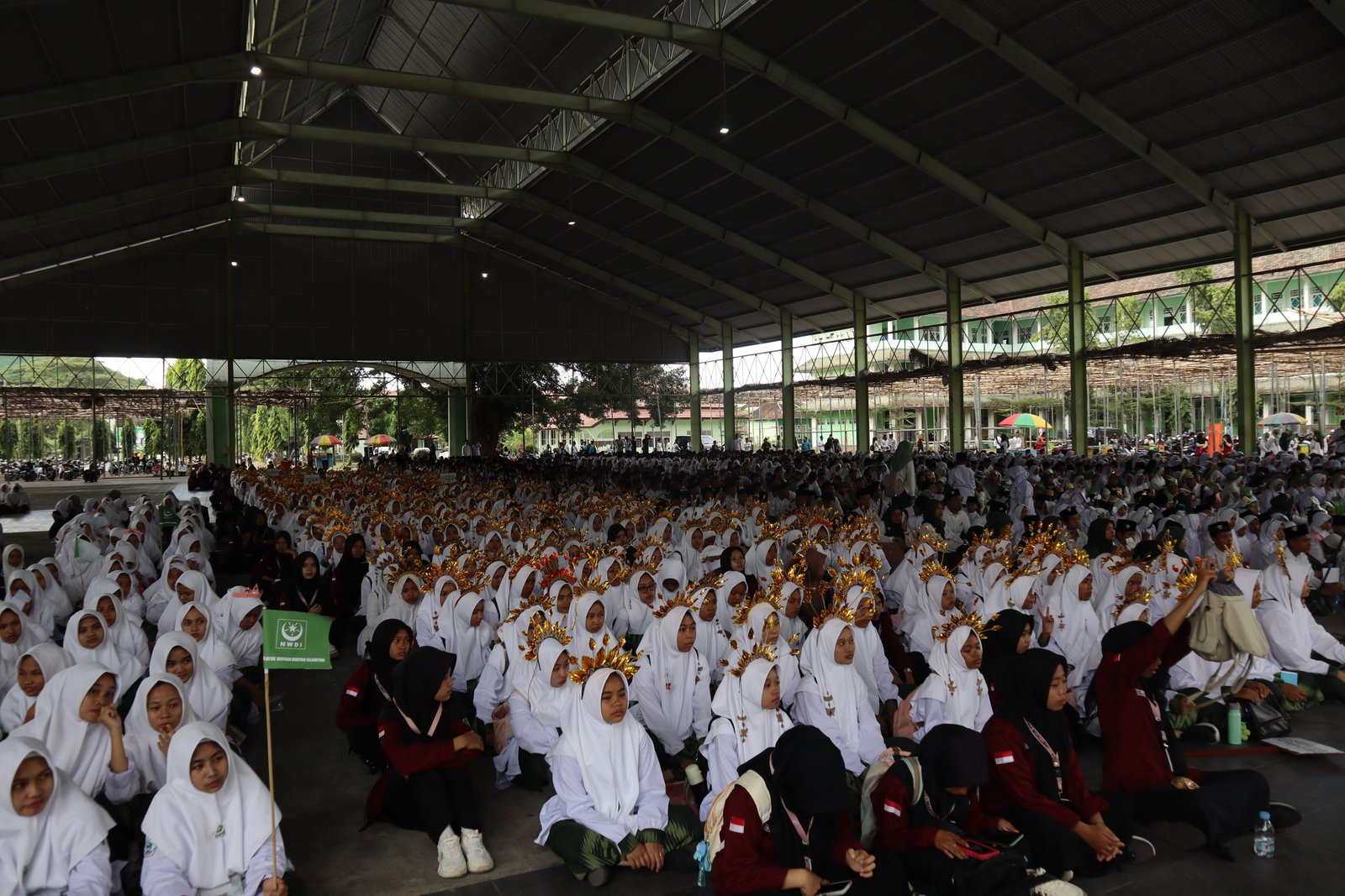Pembukaan Bersama MATSAMA/MPLS Tahun Pelajaran 2025/2026 di Yayasan Pendidikan Hamzanwadi