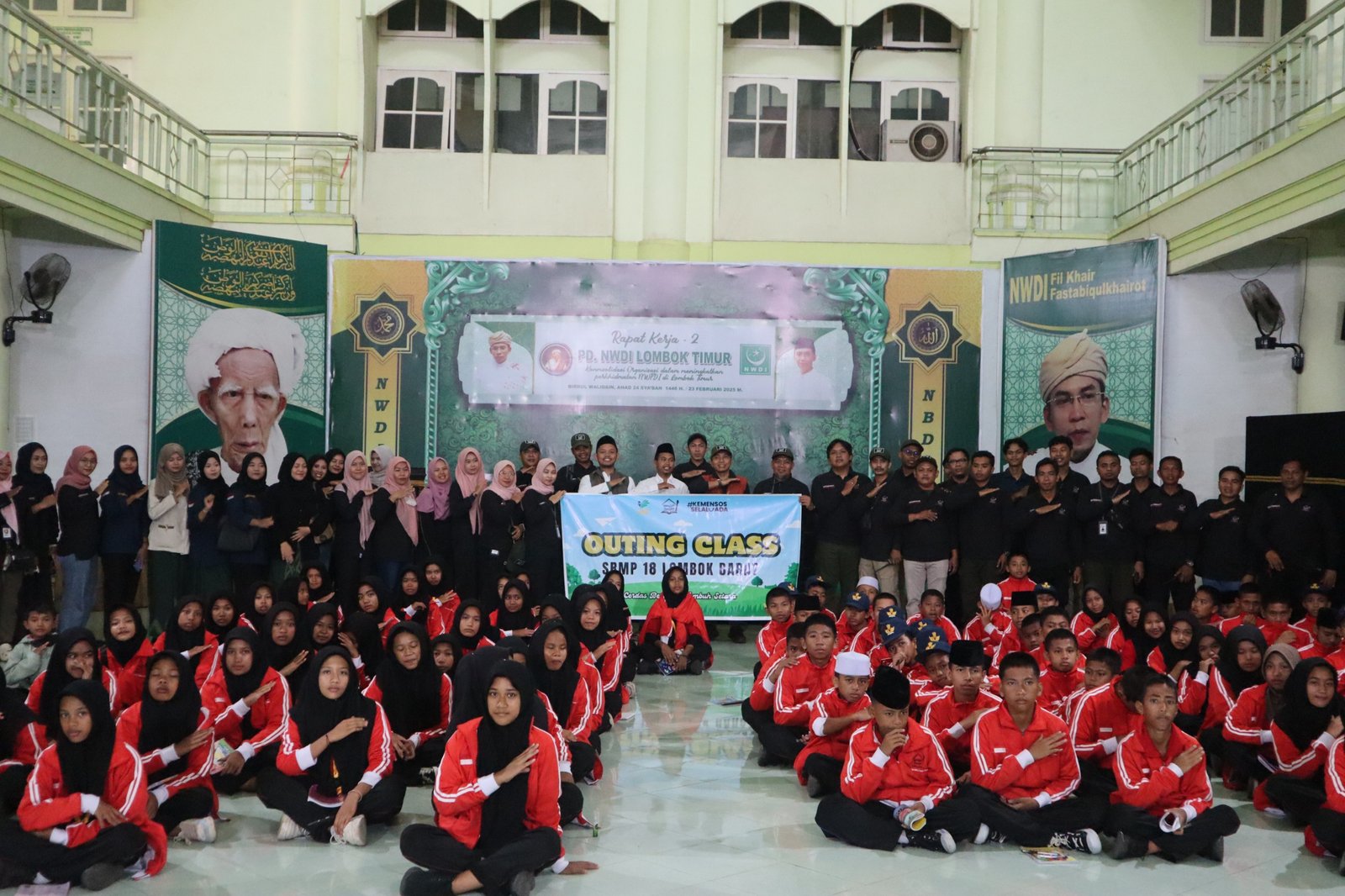 Yayasan Pendidikan Hamzanwadi Sambut Kunjungan Edukatif SRMP 18 Lombok Barat